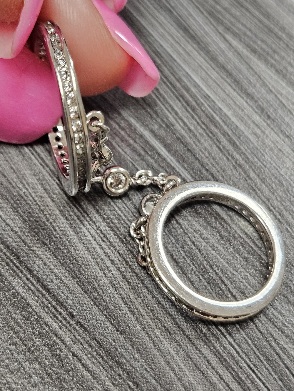Henri Bendel Silver Luxe Uptown Twin Linked Chain Ring with Pavé Accents - Picture 7 of 12